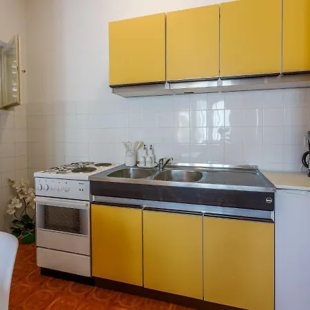 Tea By Interhome * Novi Vinodolski