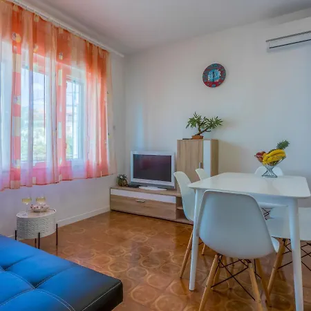 Apartamento Tea By Interhome *